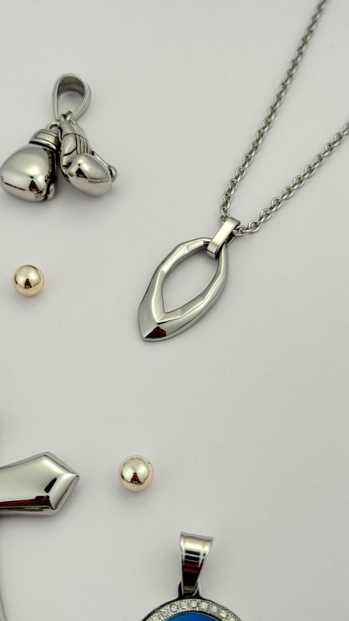 Hollow Geometry Pendant