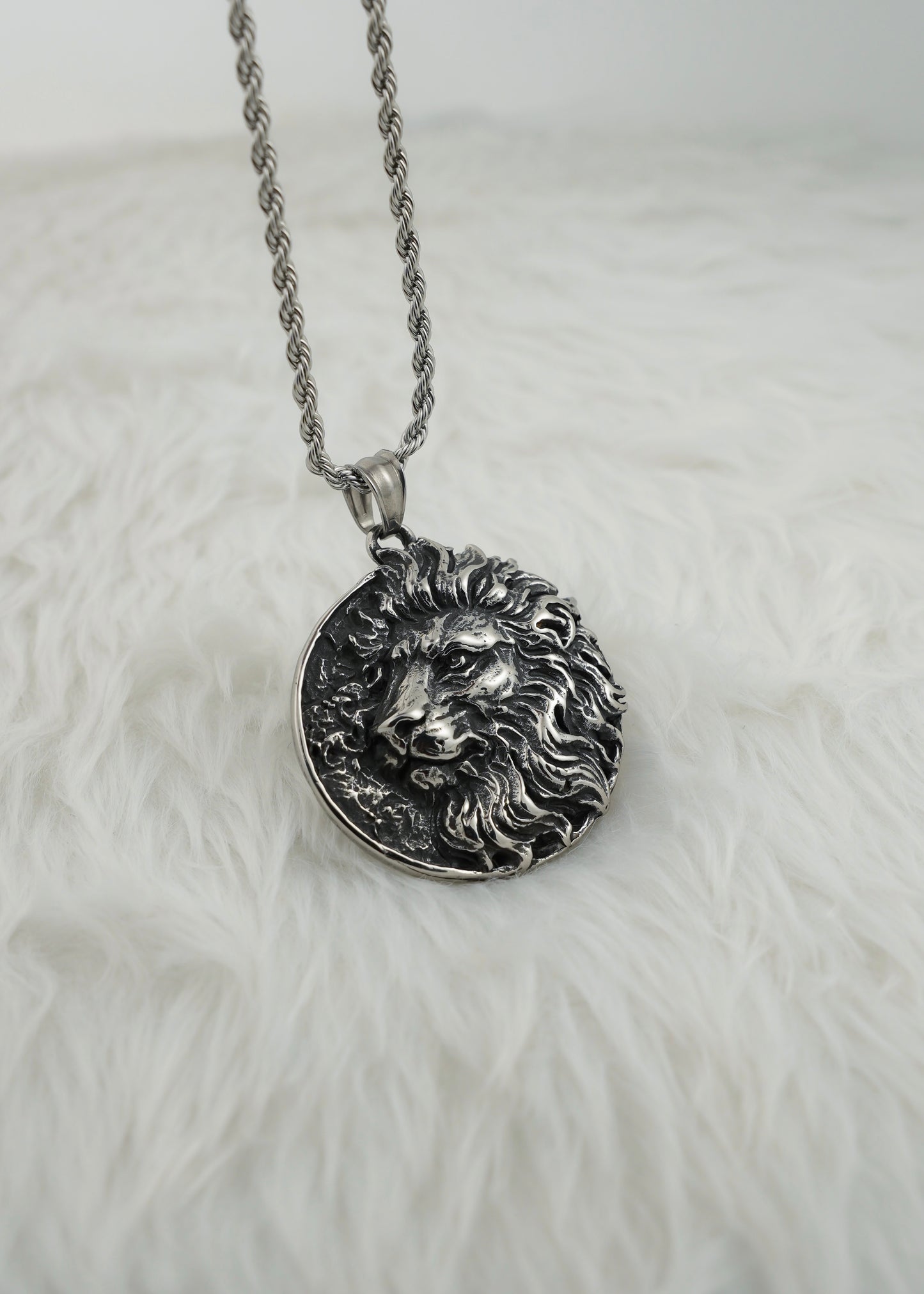 Lion pendant