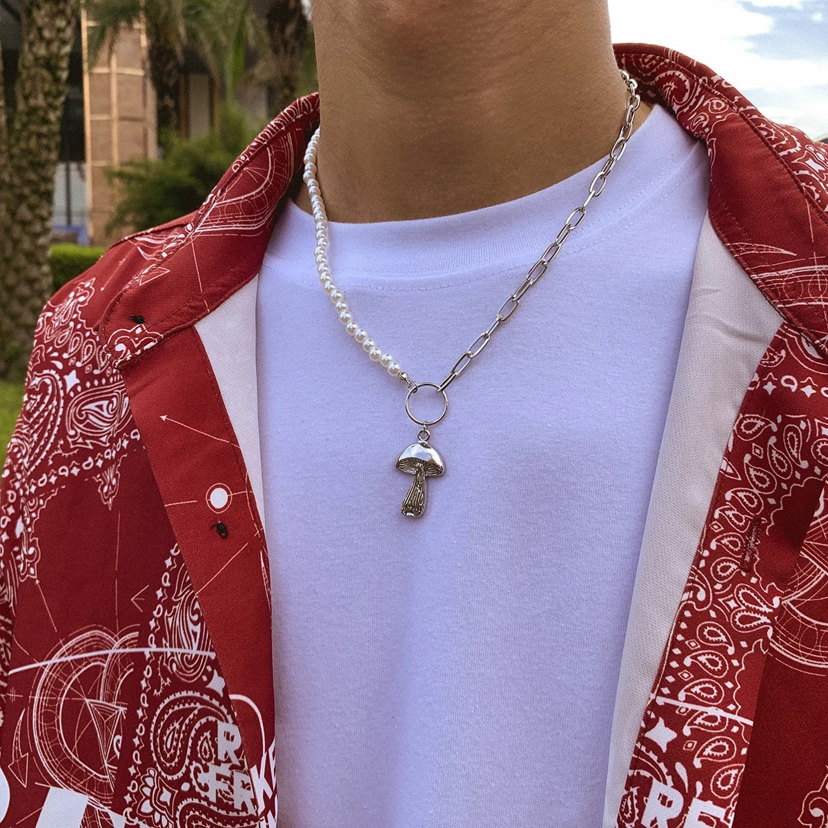 Shroom necklace